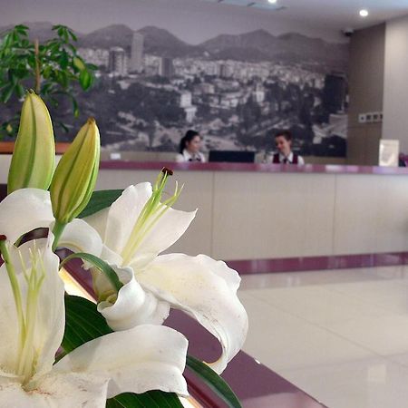 Sky 2 Hotel Tiran Dış mekan fotoğraf
