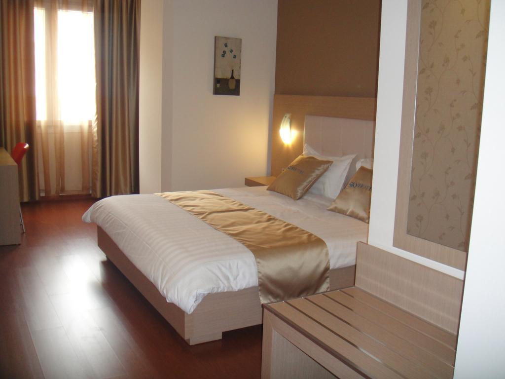Sky 2 Hotel Tiran Dış mekan fotoğraf