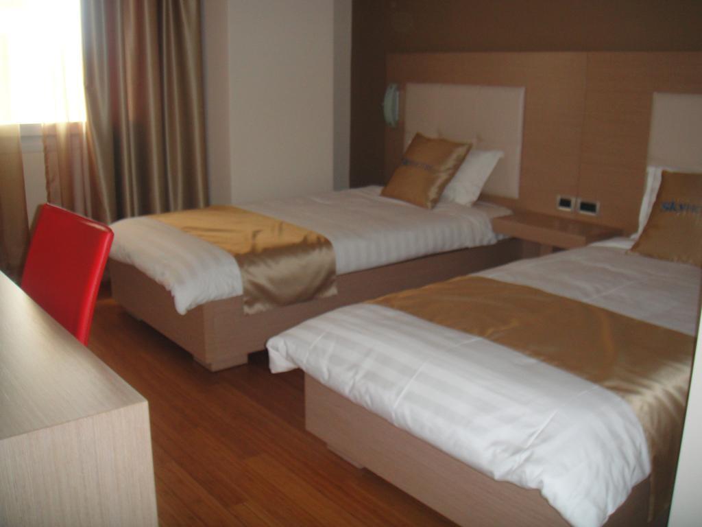 Sky 2 Hotel Tiran Dış mekan fotoğraf