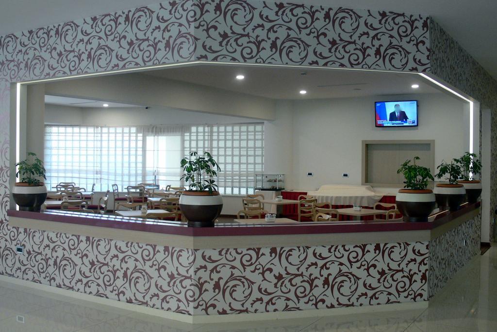 Sky 2 Hotel Tiran Dış mekan fotoğraf