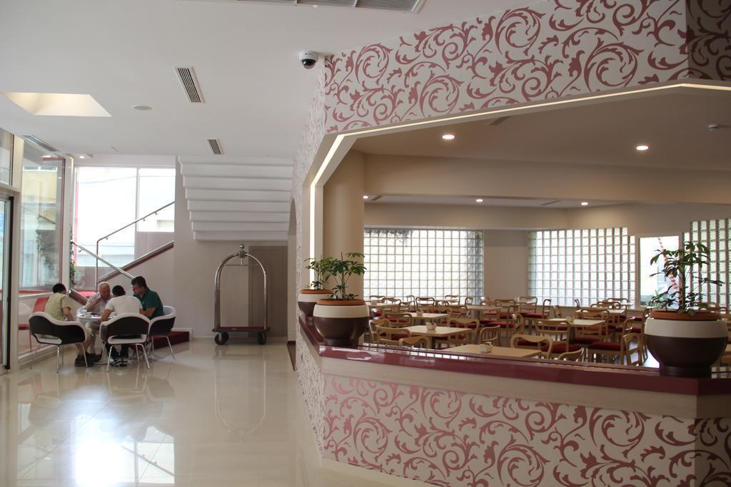 Sky 2 Hotel Tiran Dış mekan fotoğraf