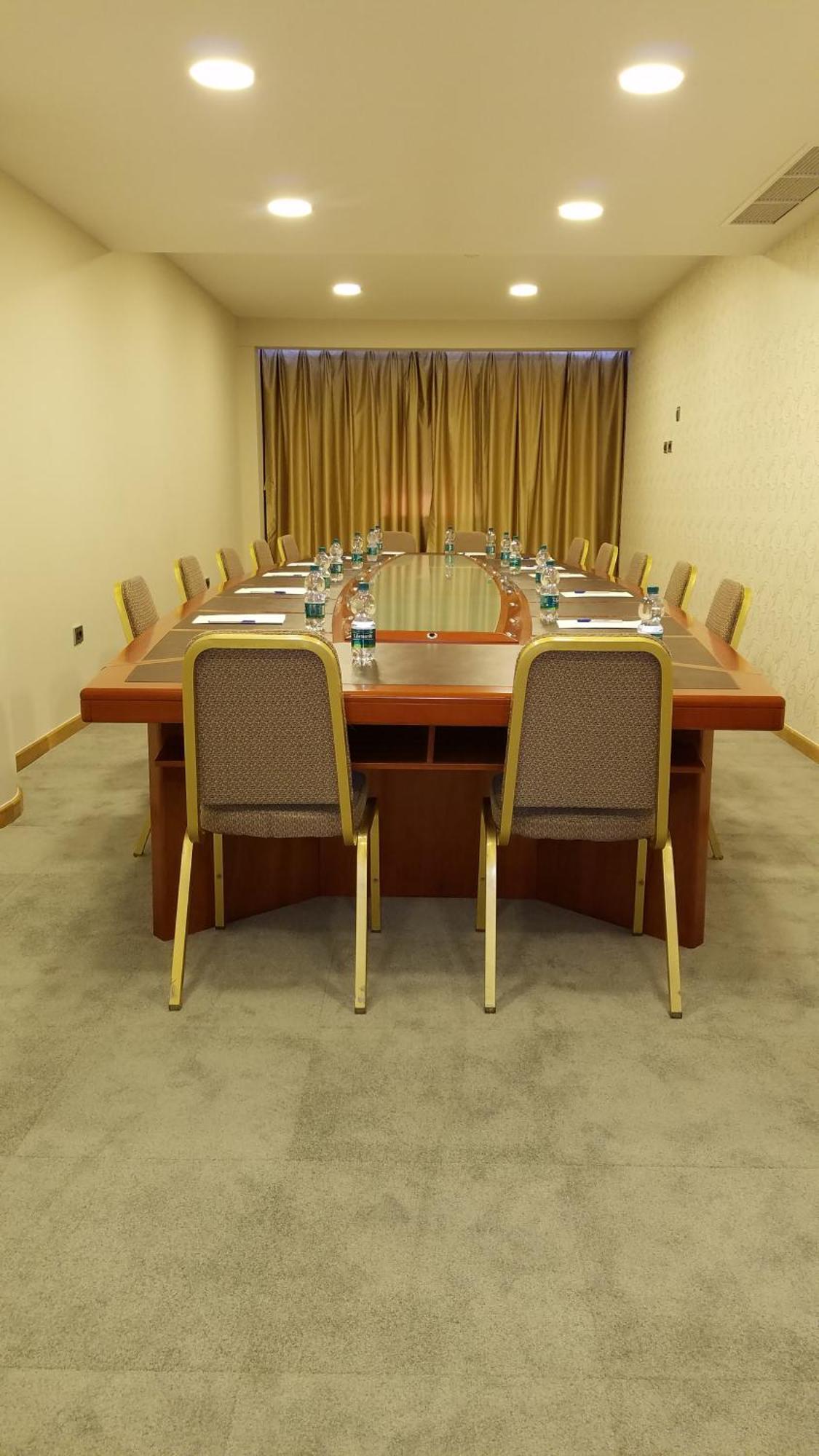 Sky 2 Hotel Tiran Dış mekan fotoğraf