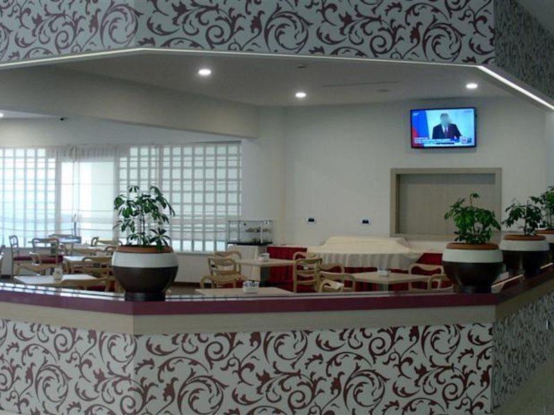 Sky 2 Hotel Tiran Dış mekan fotoğraf