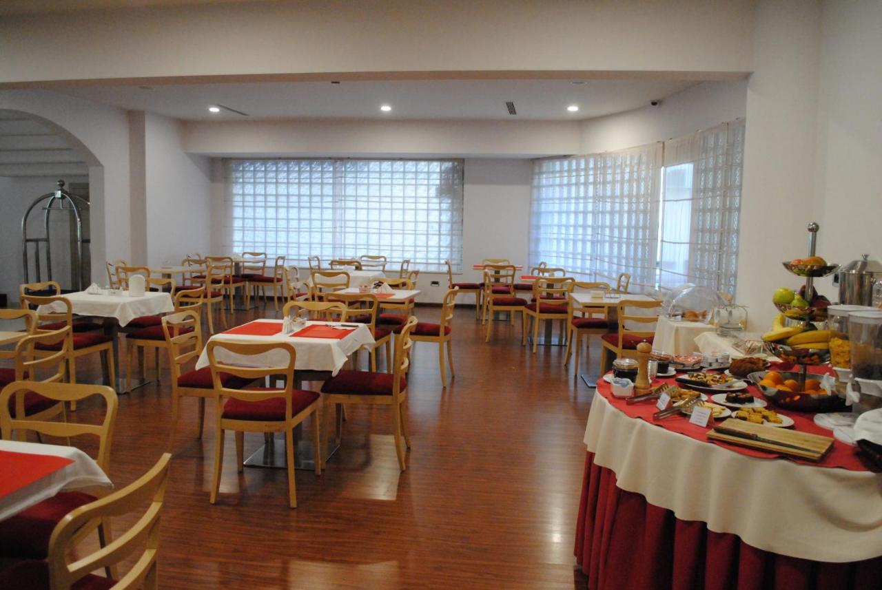 Sky 2 Hotel Tiran Dış mekan fotoğraf